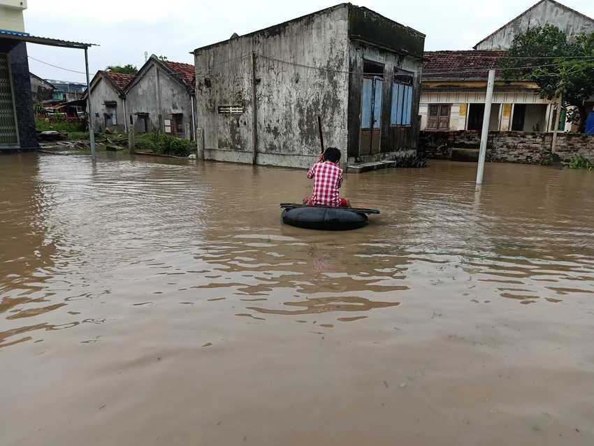 Miền Trung mưa rất lớn, Thủ tướng yêu cầu ứng phó