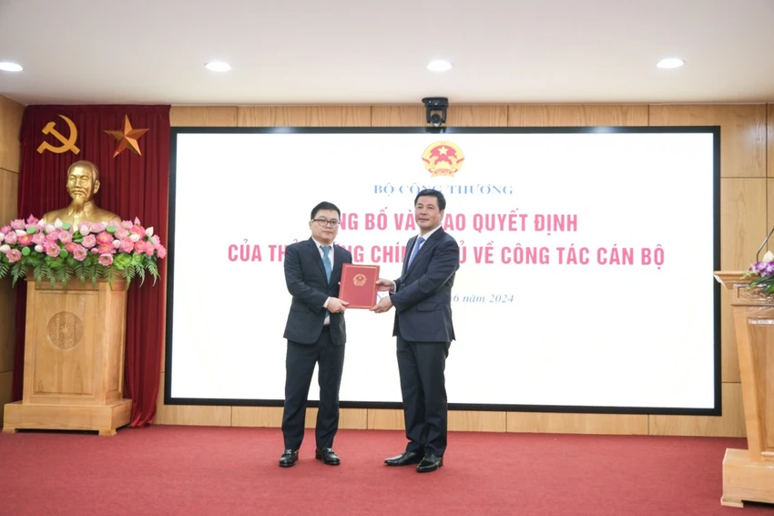 ông trương thanh hoài.jpg