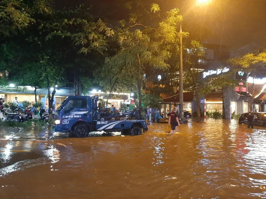 mưa lớn ở miền Bắc...jpg