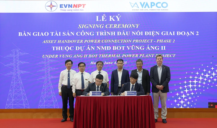 EVNNPT tiếp nhận tài sản - Công trình đấu nối điện thuộc Dự án Nhà máy nhiệt điện BOT Vũng Áng II.jpg