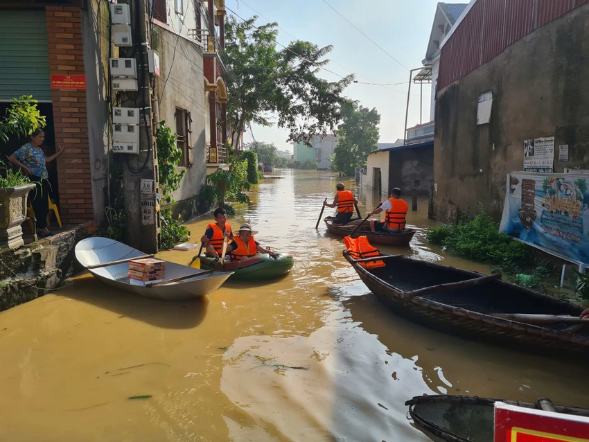 lũ lịch sử.jpg