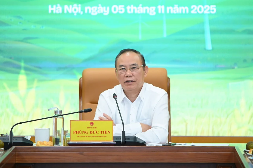 hop-bao-ky-niem-80-nam-xay-dung-phat-trien-nganh-nong-nghiep-va-moi-truong-105849_828.jpg