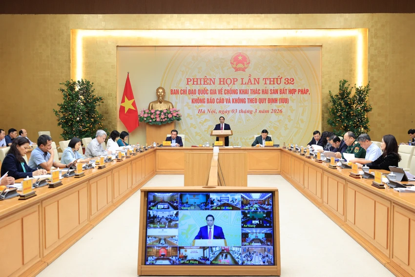 Thủ tướng Phạm Minh Chính chủ trì phiên họp lần thứ 32 của Ban Chỉ đạo quốc gia chống khai thác hải sản bất hợp pháp, không báo cáo và không theo quy định (IUU). Ảnh: VGP