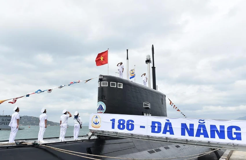 Thủ tướng dự lễ thượng cờ 2 tàu ngầm Đà Nẵng, BR-VT ảnh 2
