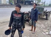 Công an truy tìm 2 kẻ trộm xe công nông