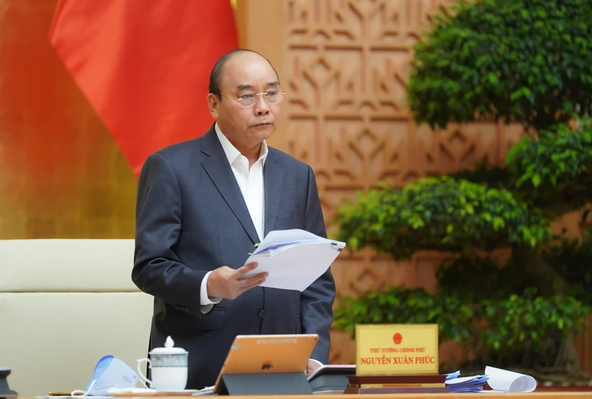 Thủ tướng Nguyễn Xuân Phúc phát biểu tại phiên họp. Ảnh: VGP/Quang Hiếu Thủ tướng Nguyễn Xuân Phúc phát biểu tại phiên họp. Ảnh: VGP/Quang Hiếu