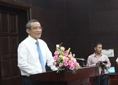 'Có tình trạng muốn thủ tục nhanh thì đưa 10 triệu'