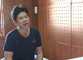 Đâm chết vợ trước cổng công ty vì ghen