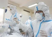 Bên trong trung tâm xét nghiệm COVID-19 lớn nhất Đà Nẵng