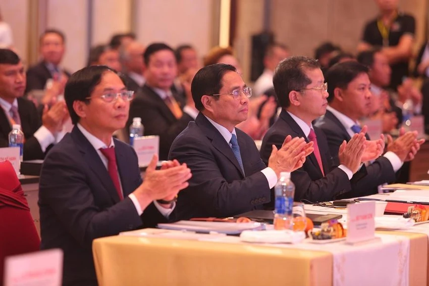 Diễn đàn Đầu tư Đà Nẵng 2022 có sự tham dự của Thủ tướng Chính phủ Phạm Minh Chính. Diễn đàn Đầu tư Đà Nẵng 2022 có sự tham dự của Thủ tướng Chính phủ Phạm Minh Chính.