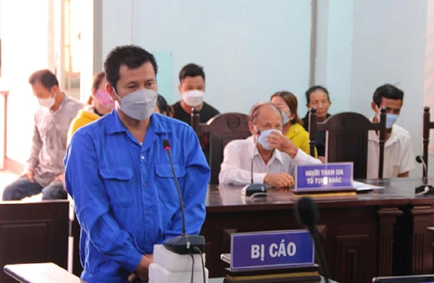 Bị cáo tại tòa. Ảnh: TA