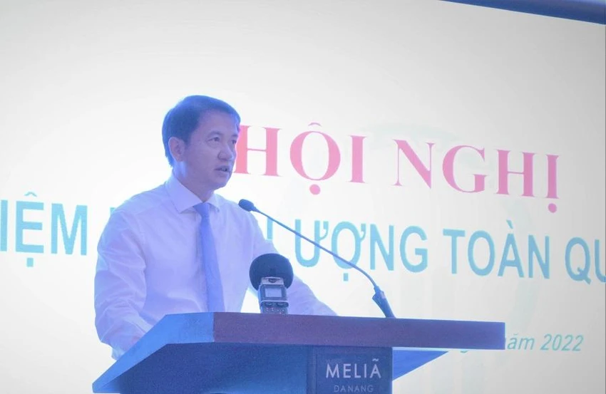 Ông Phương Hoàng Kim, Vụ trưởng Vụ Tiết kiệm năng lượng và Phát triển bền vững (Bộ Công Thương), Chánh Văn phòng Ban chỉ đạo Tiết kiệm năng lượng. Ảnh: T.AN Ông Phương Hoàng Kim, Vụ trưởng Vụ Tiết kiệm năng lượng và Phát triển bền vững (Bộ Công Thương), Chánh Văn phòng Ban chỉ đạo Tiết kiệm năng lượng. Ảnh: T.AN