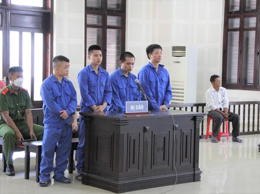 Các bị cáo tại tòa. Ảnh: TA Các bị cáo tại tòa. Ảnh: TA