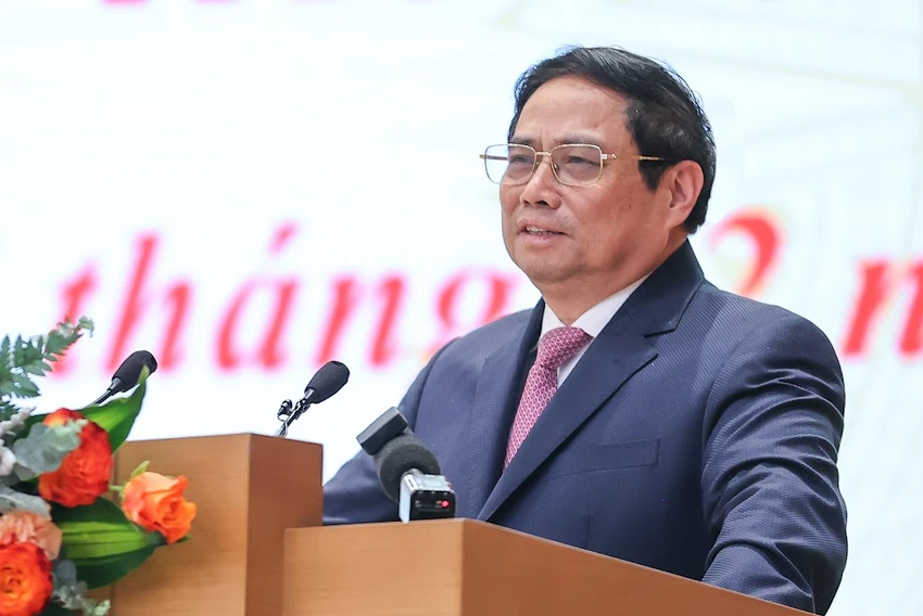 Thủ tướng yêu cầu giải quyết dứt điểm tình trạng thiếu thuốc, trang thiết bị, vật tư, sinh phẩm y tế. Ảnh: VGP/Nhật Bắc Thủ tướng yêu cầu giải quyết dứt điểm tình trạng thiếu thuốc, trang thiết bị, vật tư, sinh phẩm y tế. Ảnh: VGP/Nhật Bắc