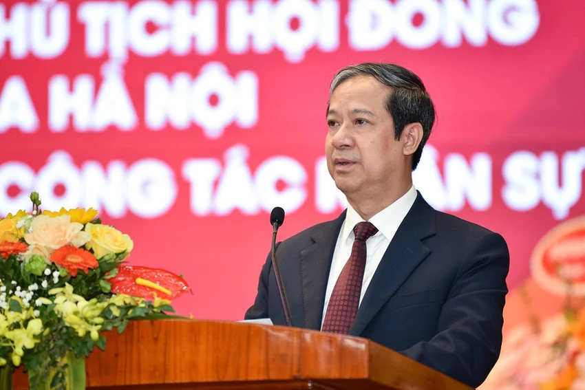 Bộ trưởng Bộ GD&amp;ĐT Nguyễn Kim Sơn phát biểu tại buổi lễ. Ảnh: THẾ ĐẠI