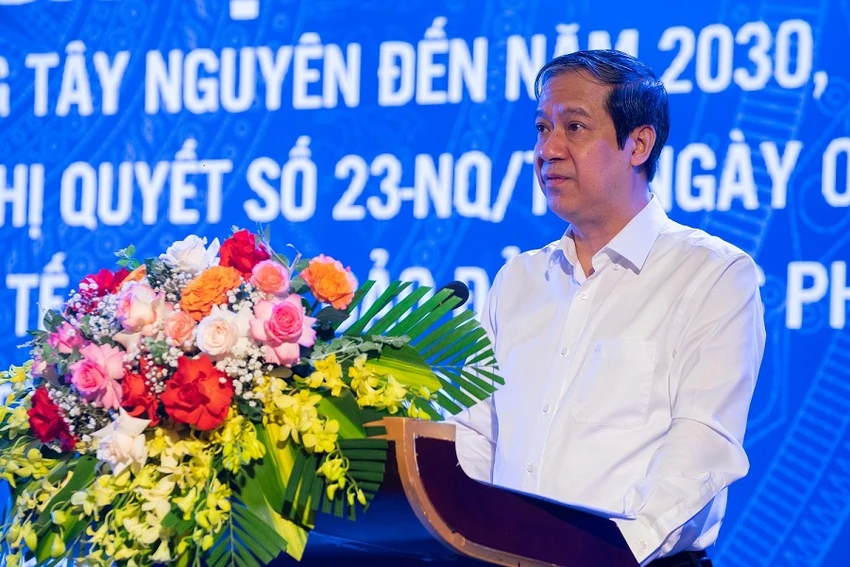 Bộ trưởng Bộ GD&ĐT Nguyễn Kim Sơn phát biểu tại hội nghị. Ảnh: TTTT Bộ trưởng Bộ GD&ĐT Nguyễn Kim Sơn phát biểu tại hội nghị. Ảnh: TTTT
