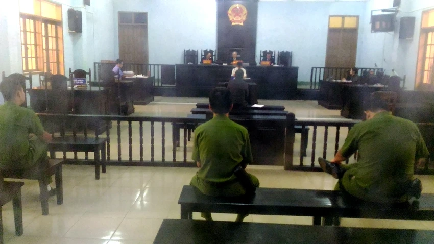 Xử kín vụ giám đốc nhắn tin nói xấu lãnh đạo Sở ảnh 1
