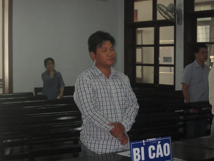 Chủ nợ bị đánh trọng thương vì chửi cha mẹ con nợ ảnh 1