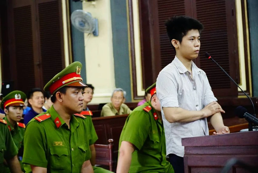 Tử hình hung thủ sát hại 5 người nhà chủ ở Bình Tân ảnh 2 Tử hình hung thủ sát hại 5 người nhà chủ ở Bình Tân ảnh 2