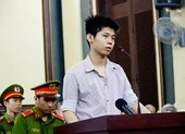 Lời khai lạnh lùng tại tòa của hung thủ thảm sát 5 người