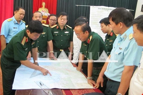 Phát hiện vết dầu loang khoảng 100 m2 ở khu vực Su-30MK2 gặp nạn ảnh 1 Phát hiện vết dầu loang khoảng 100 m2 ở khu vực Su-30MK2 gặp nạn ảnh 1