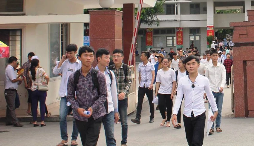 Hơn 180 thí sinh ở Nghệ An bỏ thi môn toán ảnh 1 thi tốt nghiệp 2016