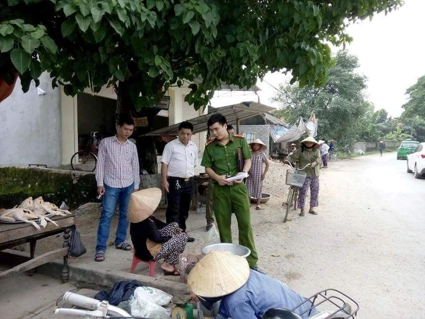 Công an huyện Quỳnh Lưu (Nghệ An) xuống gặp gỡ người dân xác minh sự việc, vào cuộc điều tra.