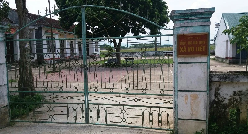 Kỷ luật nữ cán bộ địa chính nhận phong bì của dân ảnh 1 Kỷ luật nữ cán bộ địa chính nhận phong bì của dân ảnh 1