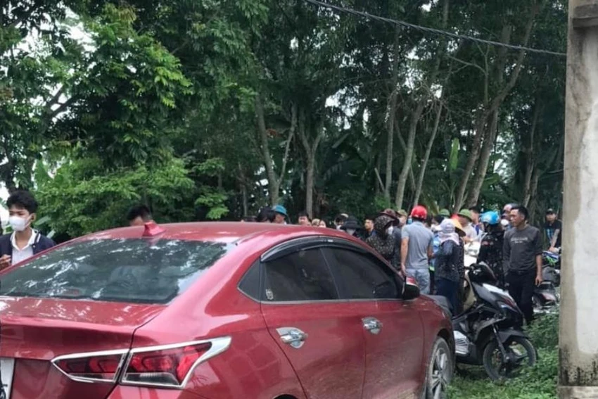 Cơ quan chức năng đang làm rõ cái chết của hai mẹ con chị S. Cơ quan chức năng đang làm rõ cái chết của hai mẹ con chị S.
