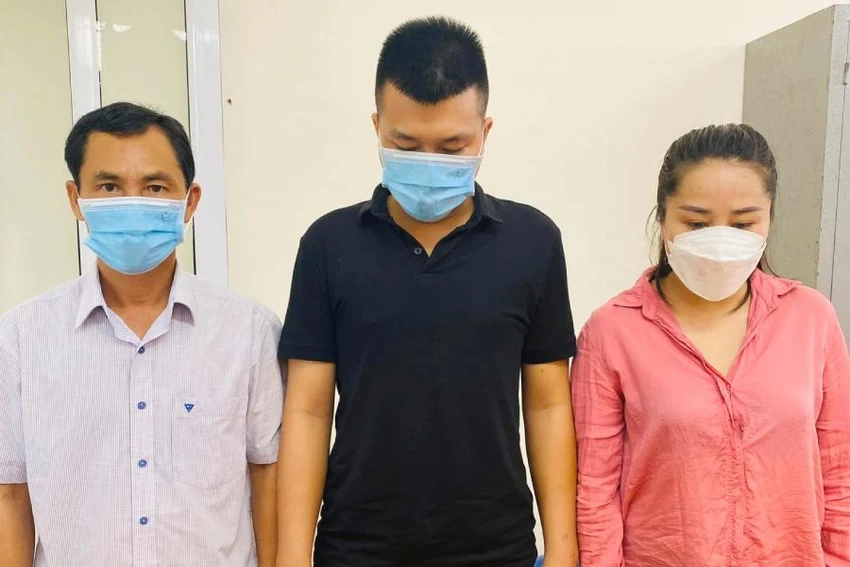 Ba bị can Phụng, Việt, Tâm. Ảnh: CA. Ba bị can Phụng, Việt, Tâm. Ảnh: CA.