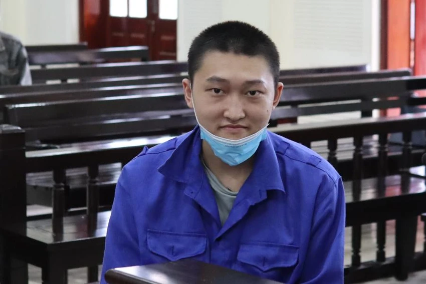 Bị cáo Lang Kim Thế Vinh tại phiên tòa sơ thẩm Bị cáo Lang Kim Thế Vinh tại phiên tòa sơ thẩm