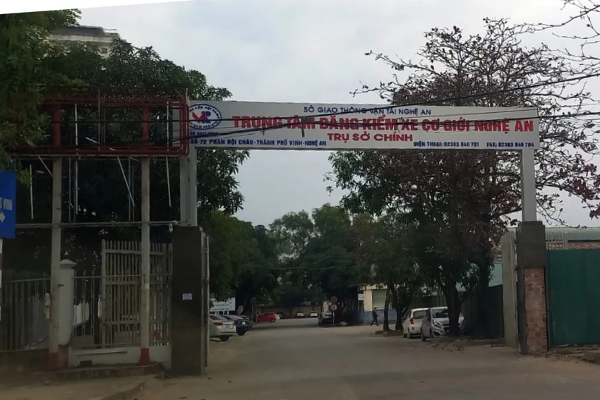 Trung tâm đăng kiểm xe cơ giới Nghệ An. Ảnh: ĐẮC LAM. Trung tâm đăng kiểm xe cơ giới Nghệ An. Ảnh: ĐẮC LAM.