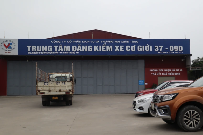 Trung tâm đăng kiểm xe cơ giới 37-09D đang tạm đóng cửa. Ảnh: ĐẮC LAM. Trung tâm đăng kiểm xe cơ giới 37-09D đang tạm đóng cửa. Ảnh: ĐẮC LAM.