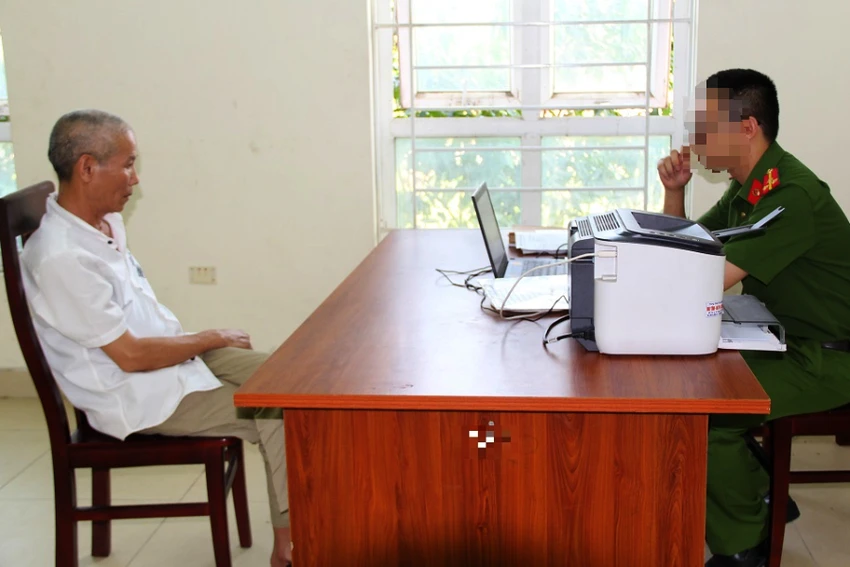 Thái Thanh Minh tại Cơ quan CSĐT Công an Nghệ An. Ảnh: CA Thái Thanh Minh tại Cơ quan CSĐT Công an Nghệ An. Ảnh: CA