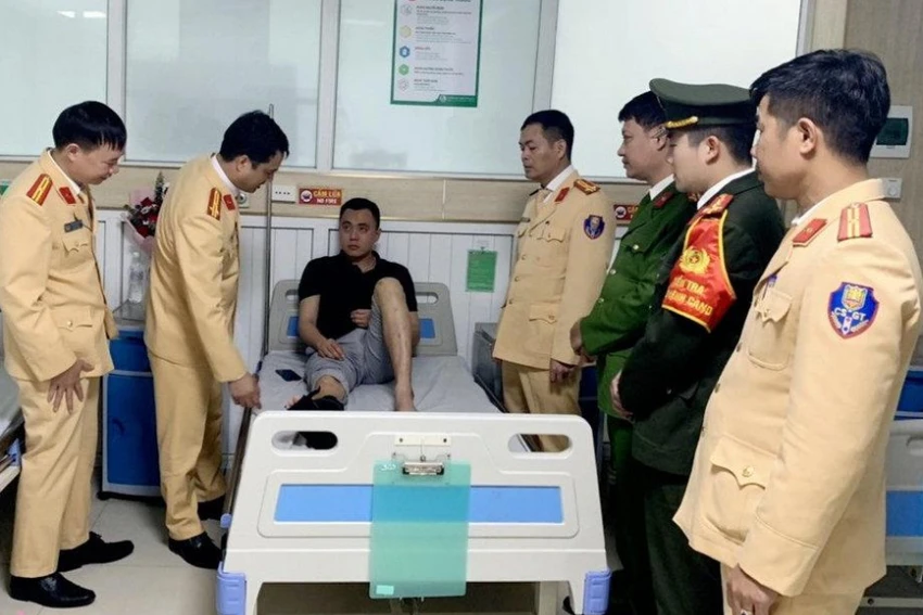 tong-xe-csgt-trong-thuong.jpg