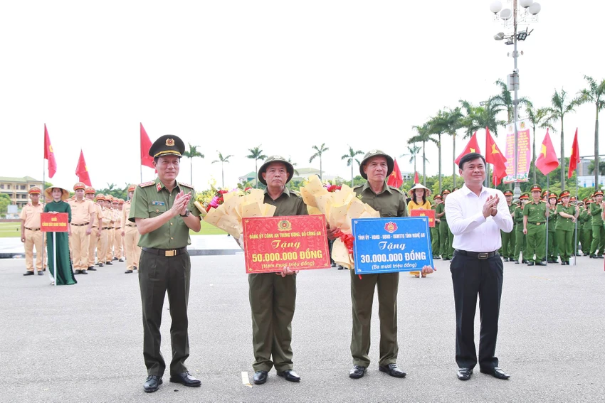 Luong-tam-Quang.jpg