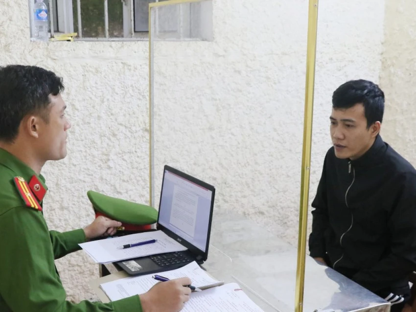 vợ chồng giám đốc