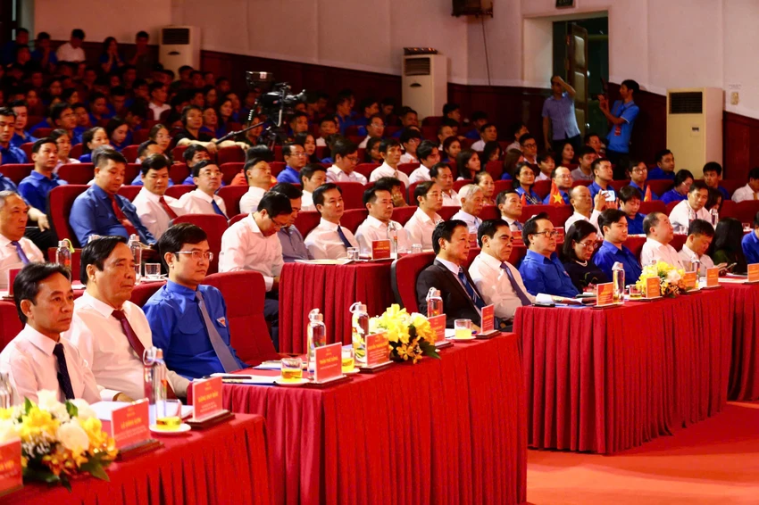 Ha-Tinh-Anh-Hung-Ly-tu-Trong.jpg