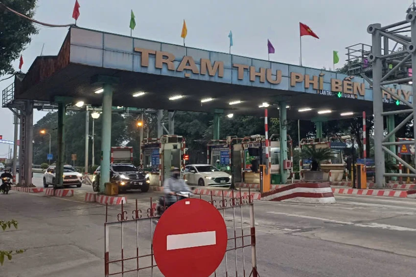 ve-BOT-Ben-Thuy-1.jpg