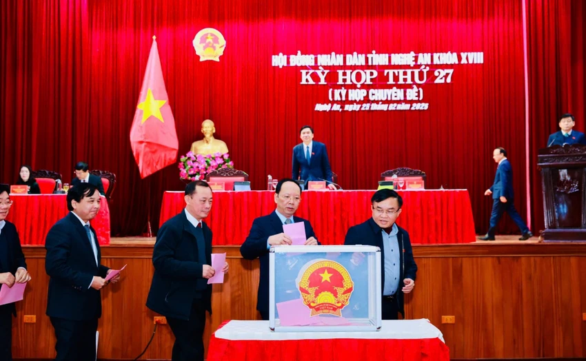 pho-chu-tich-tinh.jpg