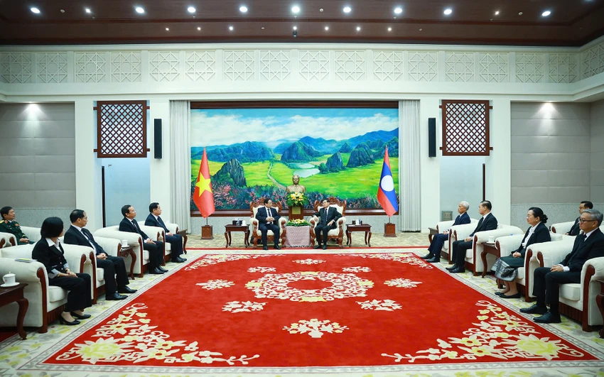 Viet-Lao.jpg