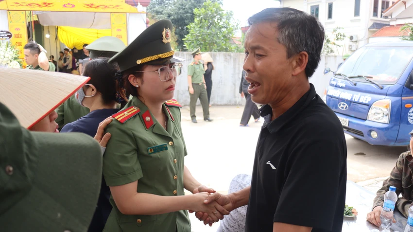 dong-vien.JPG