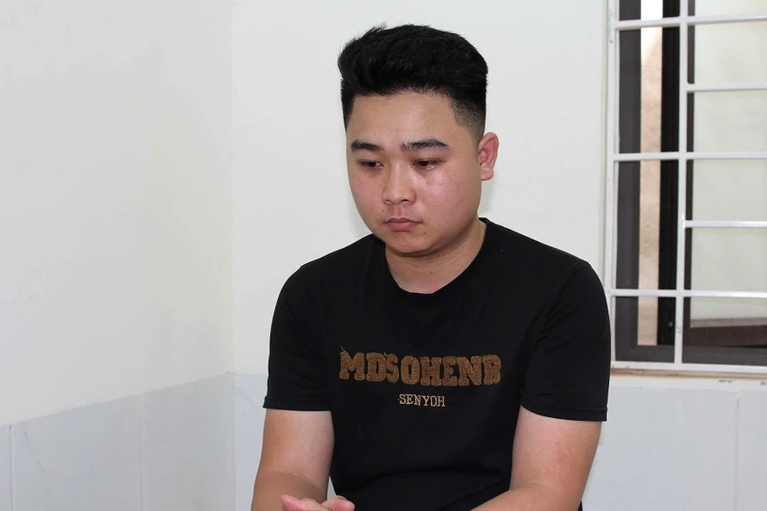 hanh-hung-nu-nhan-vien-y-te.png