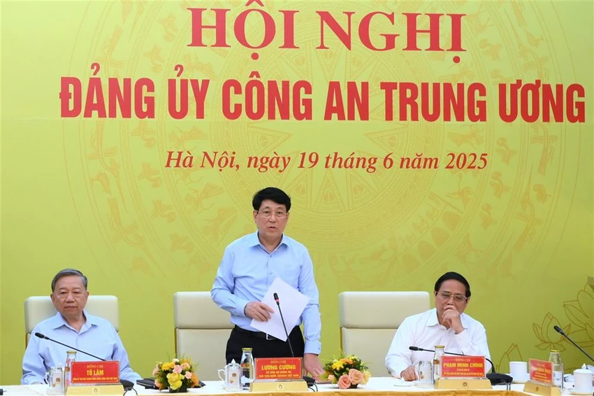 chu-tich-nuoc.jpg