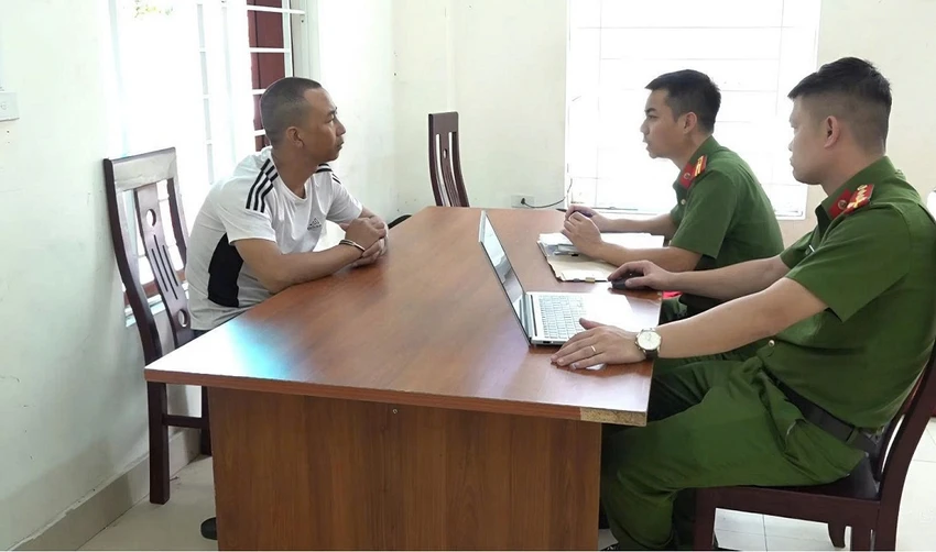 Vu-Anh-Tuan-gia-danh-cong-an.jpg