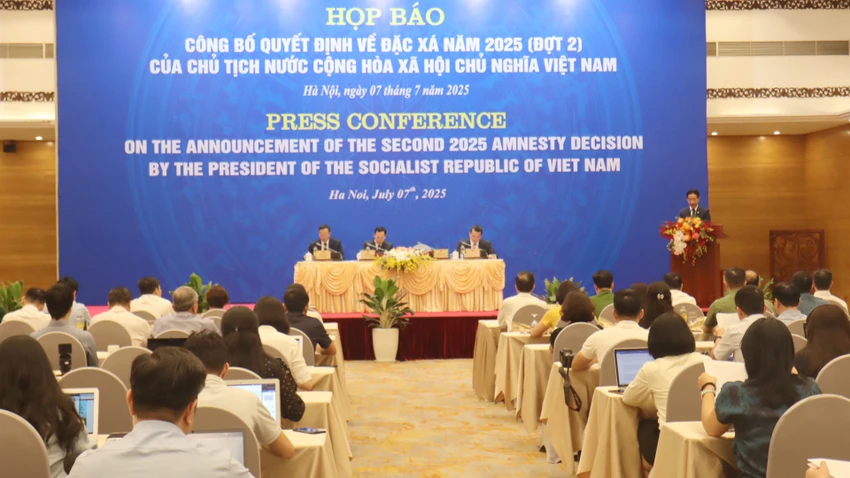 đặc xá đợt 2