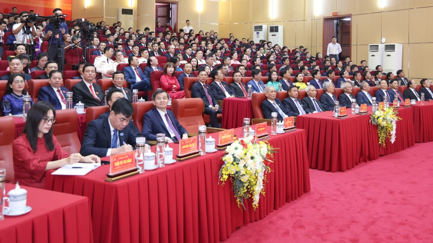 Ha-Tinh-dai-hoi.jpg