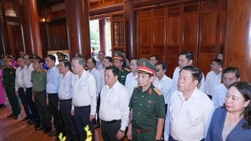 khu-di-tich-kim-lien.jpg