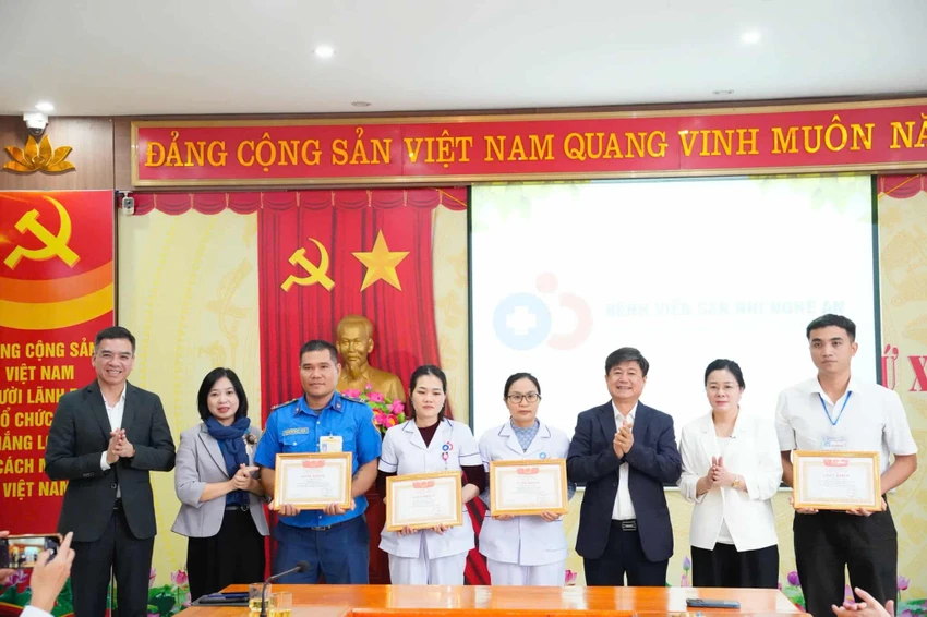 ton-vinh.jpg
