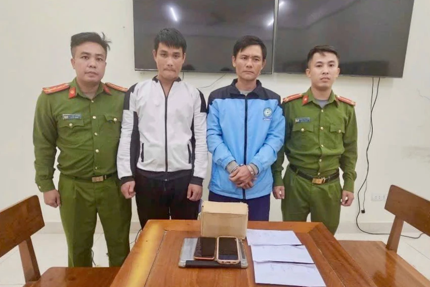 để ma túy lên bàn thờ.jpg
